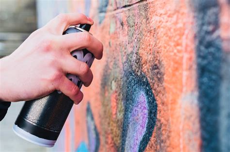 How to Fix Spray Paint Wrinkling: A Comprehensive Guide to Smooth Finishes and the Art of Letting Go