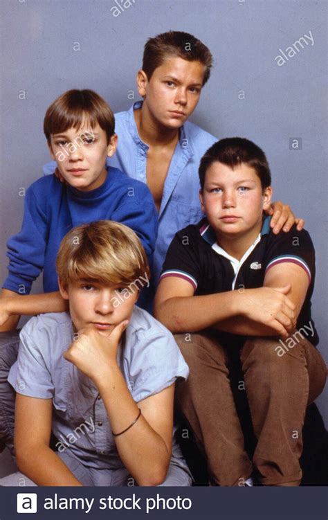 Stand By Me! A Coming-of-Age Tale Starring River Phoenix and Wil Wheaton!